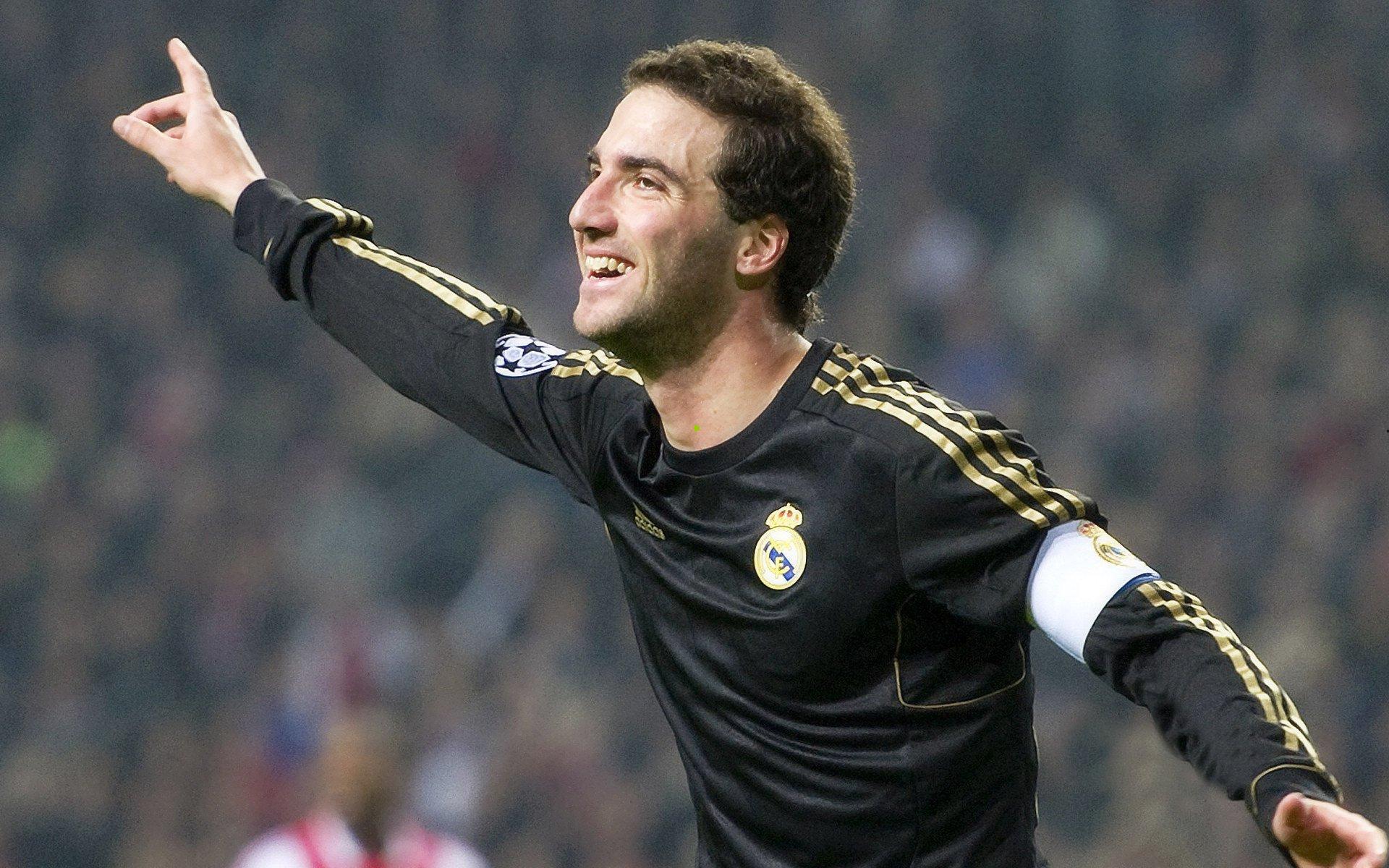 共度危机！皇马四星齐发声，全力支持阿隆索，团队无人放弃